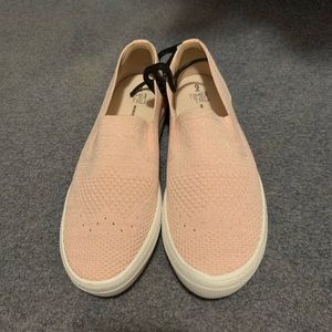 Time and tru memory foam slip on